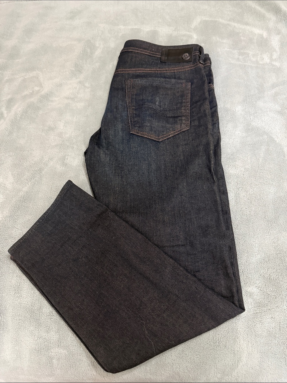 Men's Straight Fit Jeans in Dark Blue - Unbranded
